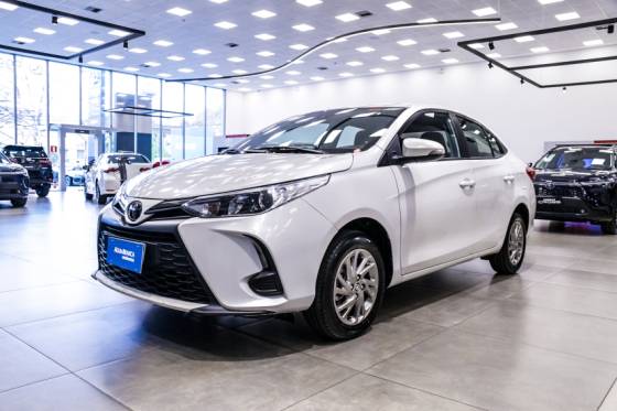 TOYOTA YARIS 1.5 16V FLEX SEDAN XS MULTIDRIVE TOYOTA YARIS 1.5 16V FLEX SEDAN XS MULTIDRIVE